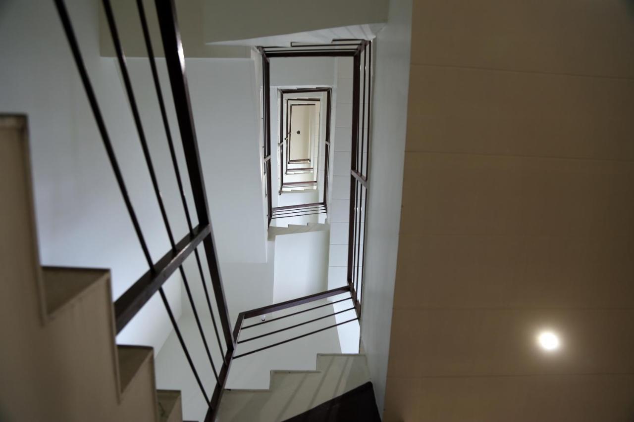 Hotel Nova Pride Раджкот Экстерьер фото
